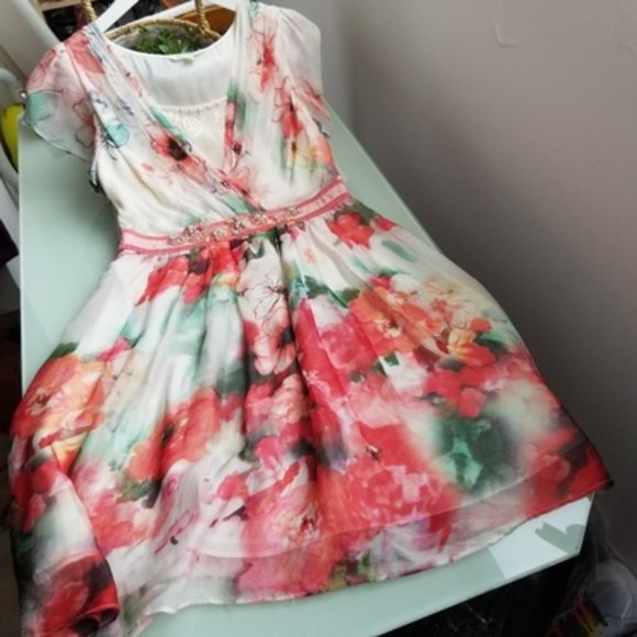 Ladies color sleeveless slim dress - Picture 1 of 1